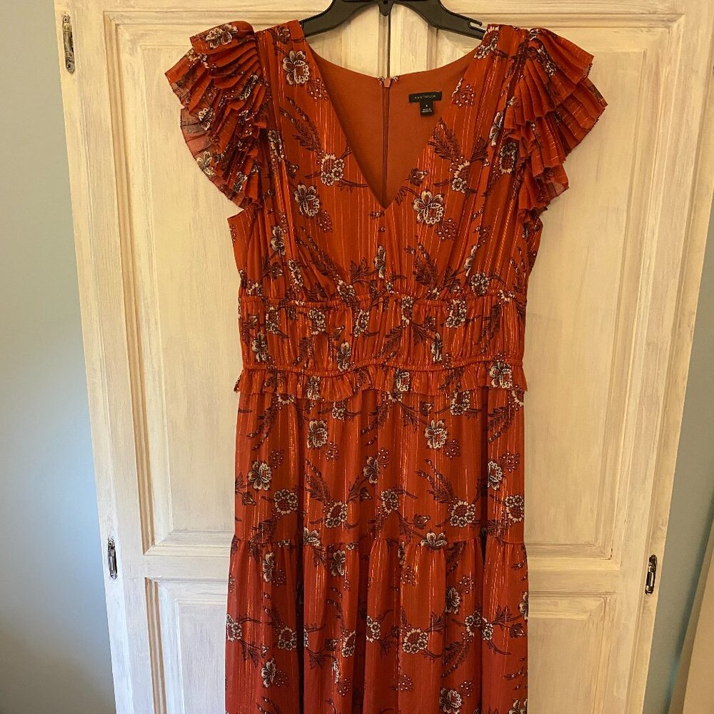Lovely maxi dress flecked with gold thread